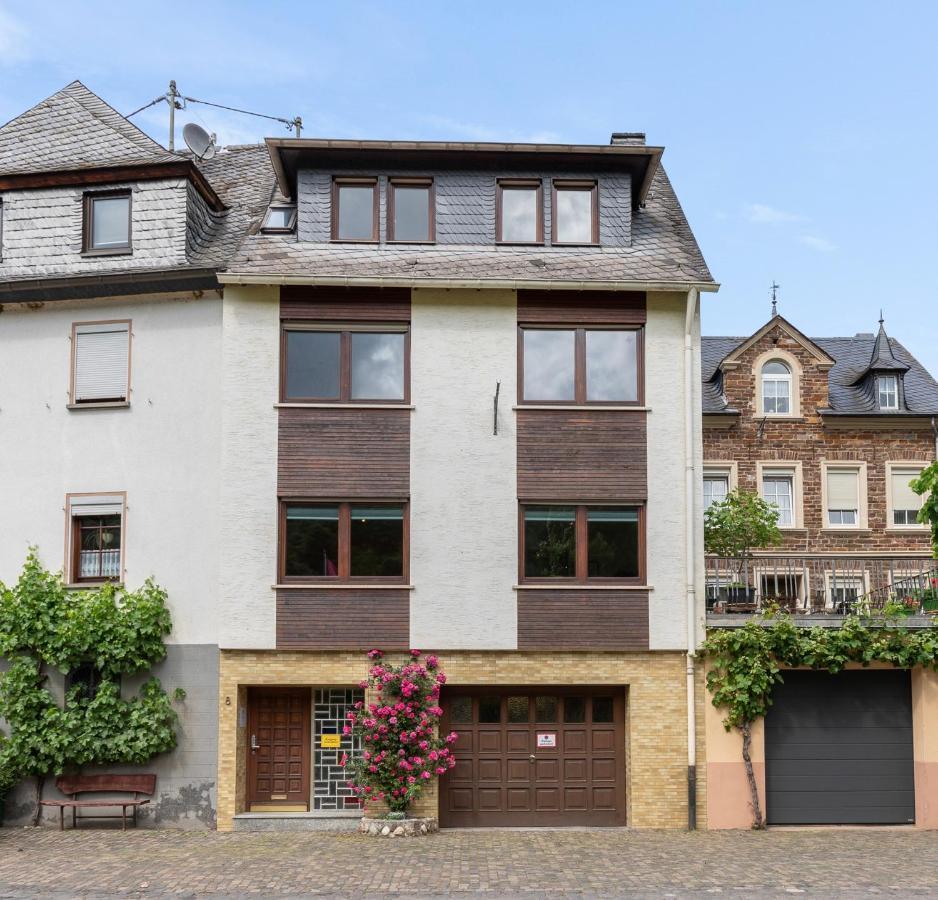 Апартаменты Haus Blaue Traube Mit Moselblick Эдигер-Эллер Экстерьер фото