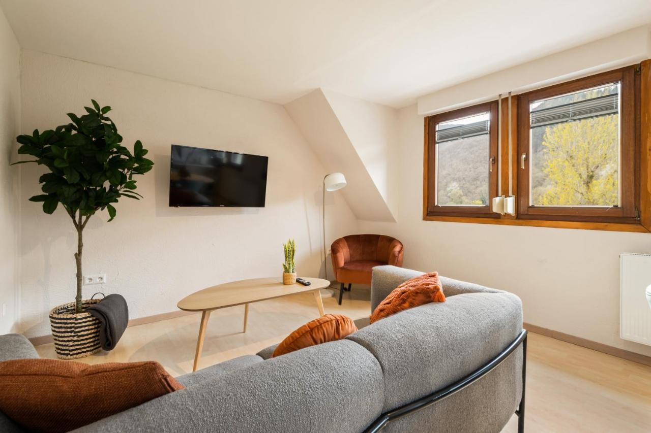 Апартаменты Haus Blaue Traube Mit Moselblick Эдигер-Эллер Экстерьер фото